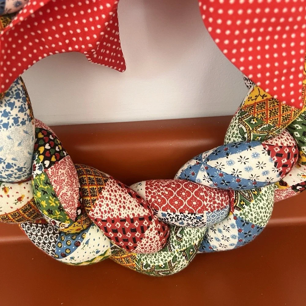 Vtg 1970's Wreath Puffy Quilted Stuffed Fabric Funky Groovy Handmade Retro Red